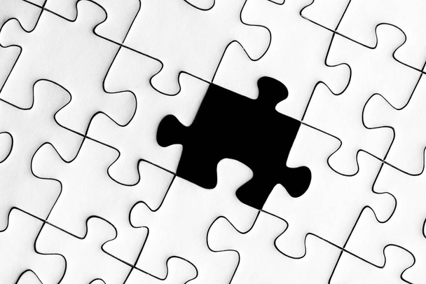 گردنبند: مروری بر تجربیات نی نی سایتی ها